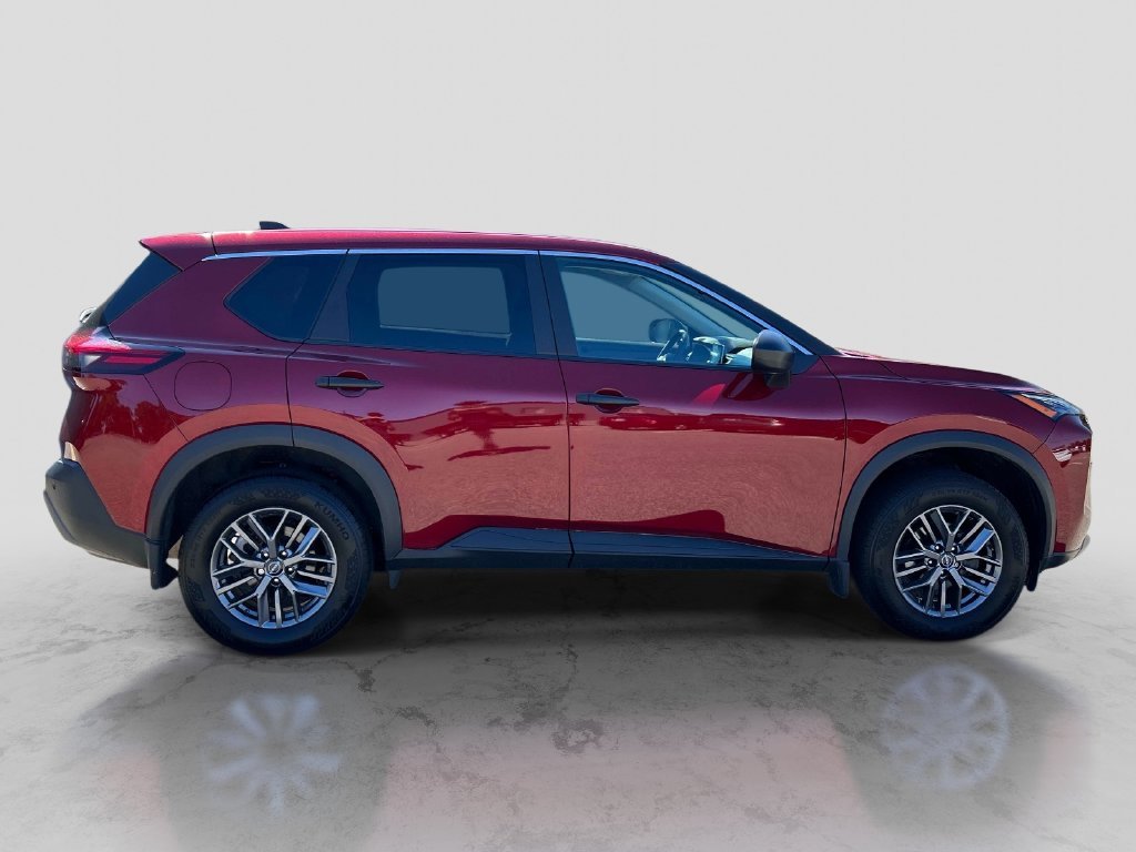Used 2023 Red Nissan S image 6