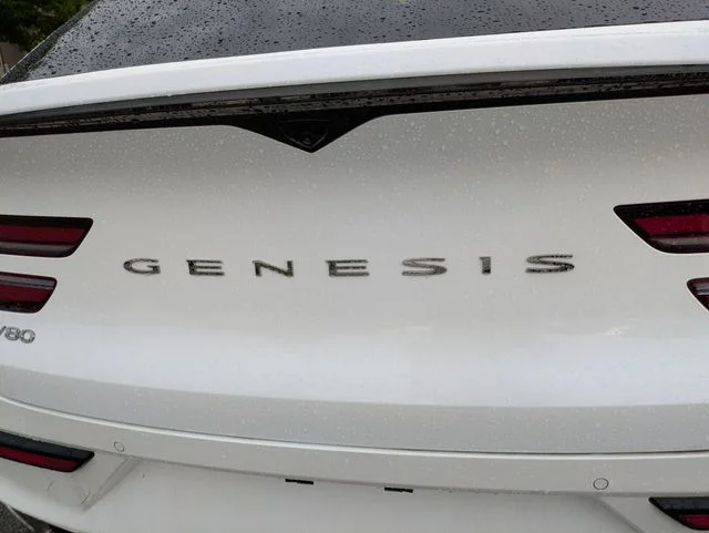 Used 2025 White Genesis 3.5T e-SC image 29