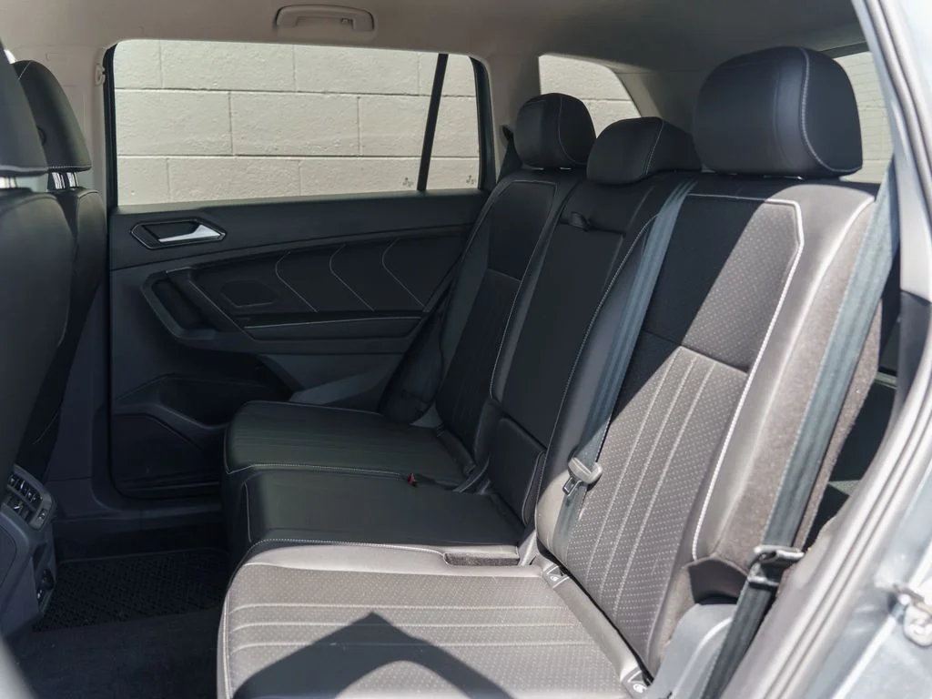 Used 2024 Gray Volkswagen 2.0T SE image 18