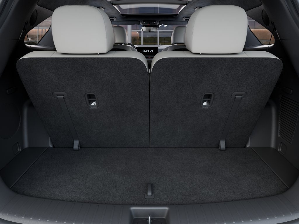 New 2026 Volcanic Sand Kia X-Line SX Prestige image 19