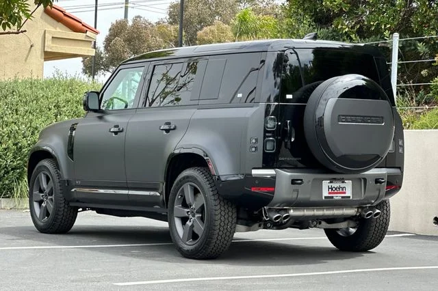 New 2026 Carpathian Grey Land Rover V8 image 3