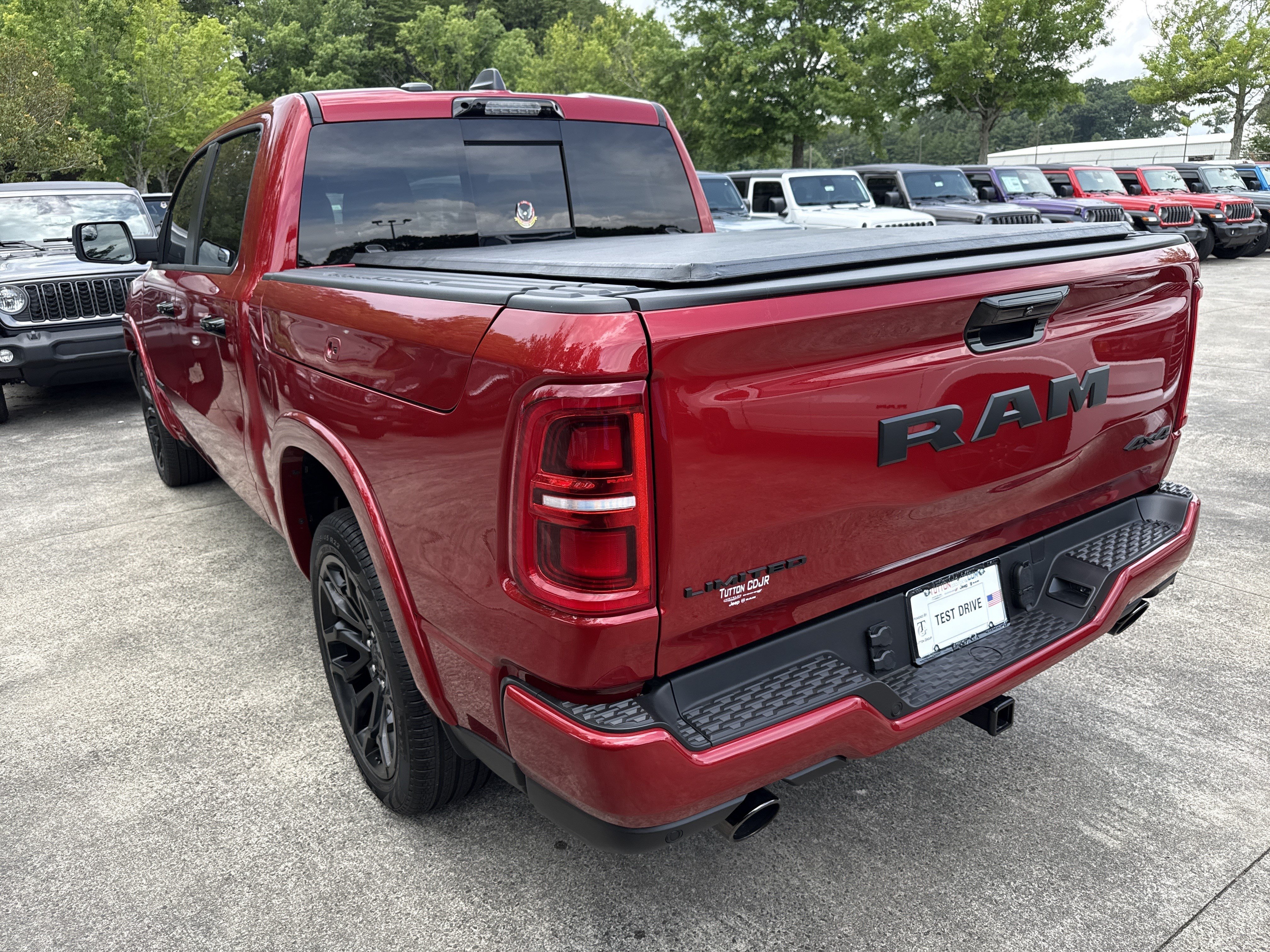 New 2026 Molten Red Pearl-Coat Exterior Paint RAM Limited image 5