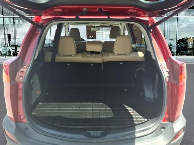 Used 2015 Red Toyota Limited image 11