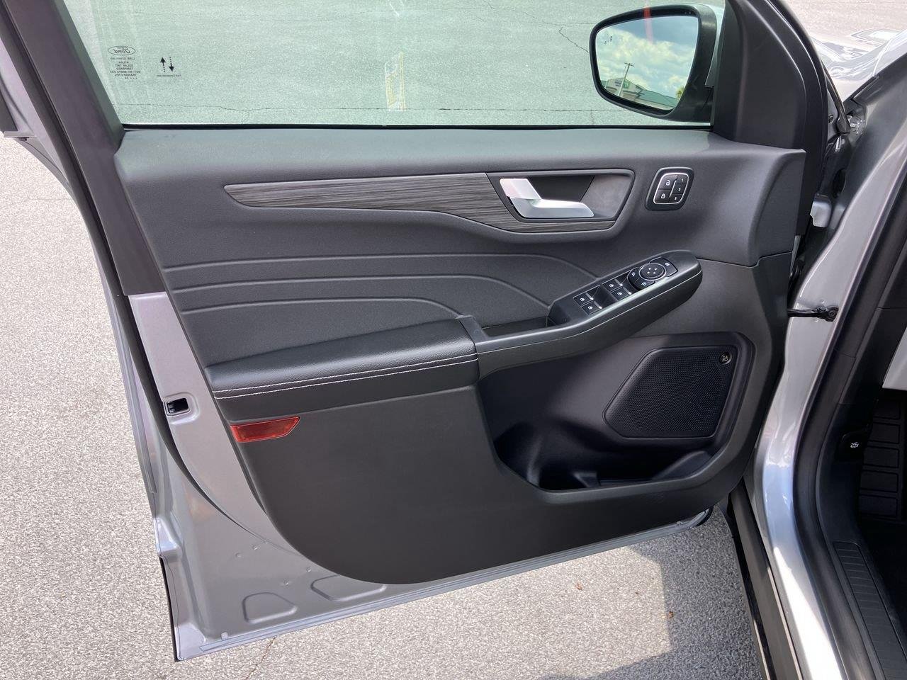 Used 2024 Silver (Iconic Silver) Ford PHEV image 16