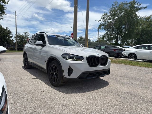 2022 BMW X3 sDrive30i's photo