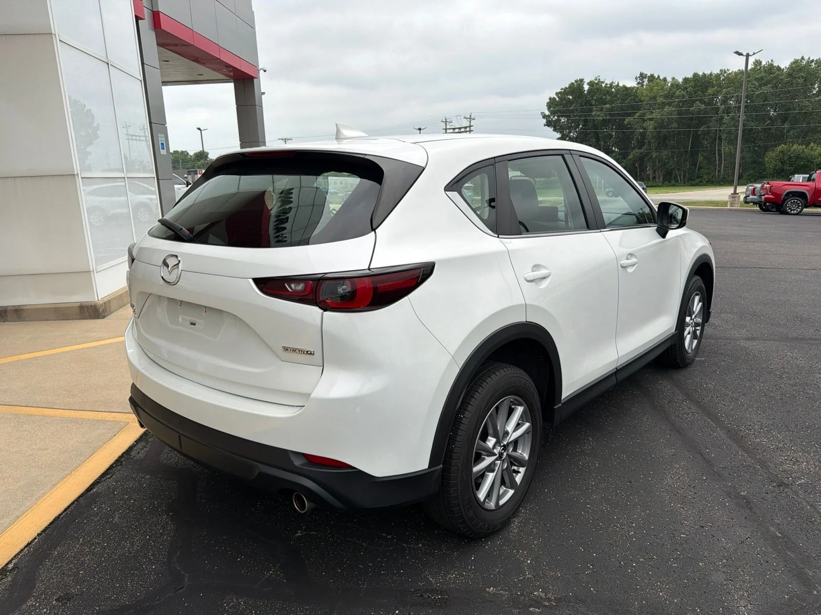 Used 2023 White Mazda 2.5 S image 5