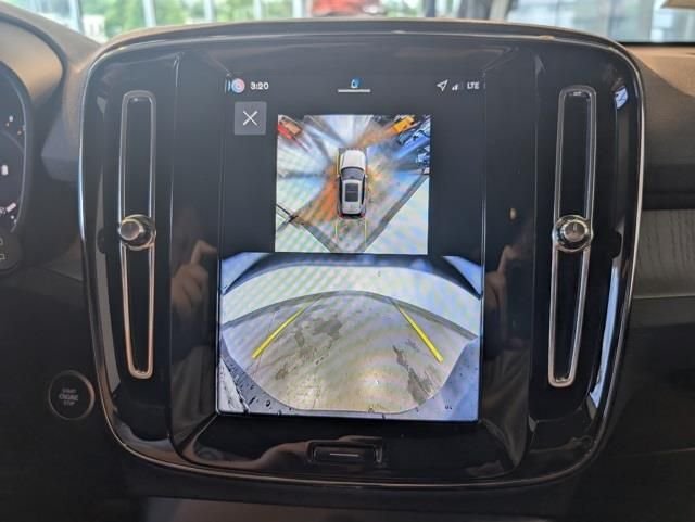 2026 Volvo XC40 Ultra - Photo 19