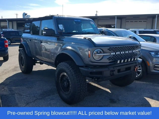 Used 2021 Gray Ford Badlands image 5