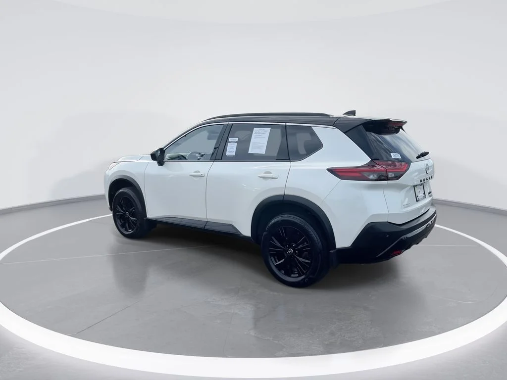 Used 2023 White Nissan SV image 6