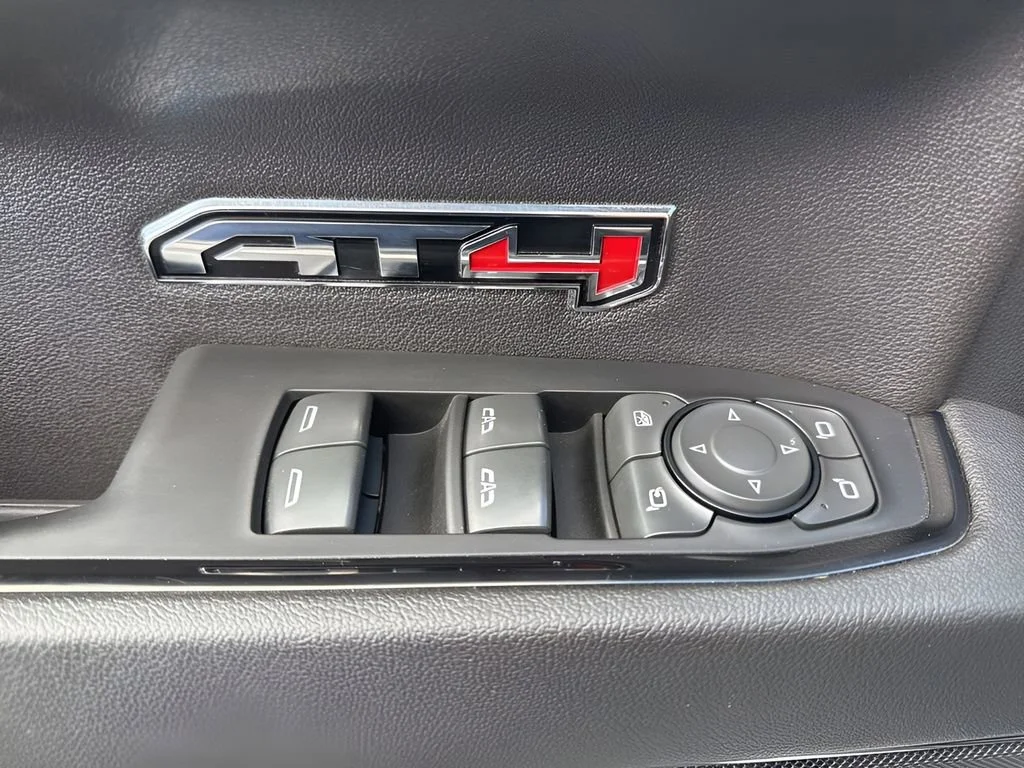 Used 2023 Summit White GMC AT4 image 28