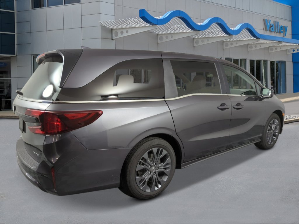 New 2027 Modern Steel Metallic Honda Touring image 4