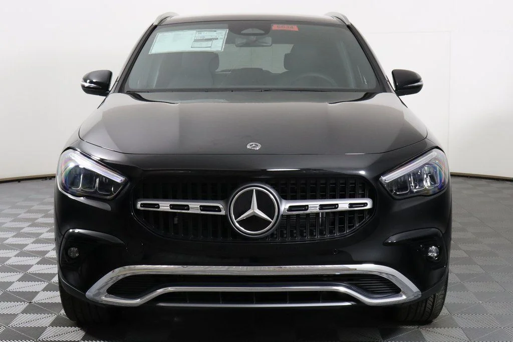 Used 2025 Black Mercedes-Benz GLA 250 image 6