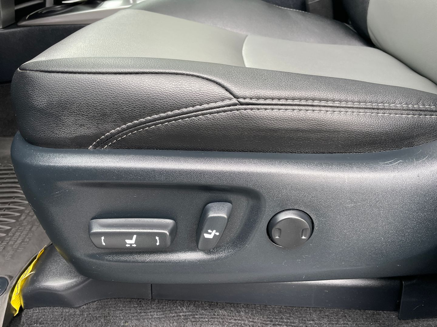 Certified Used 2024  Toyota SR5 Premium image 14