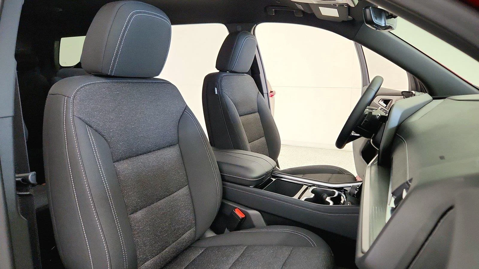 2026 Chevrolet Traverse LT - Photo 33