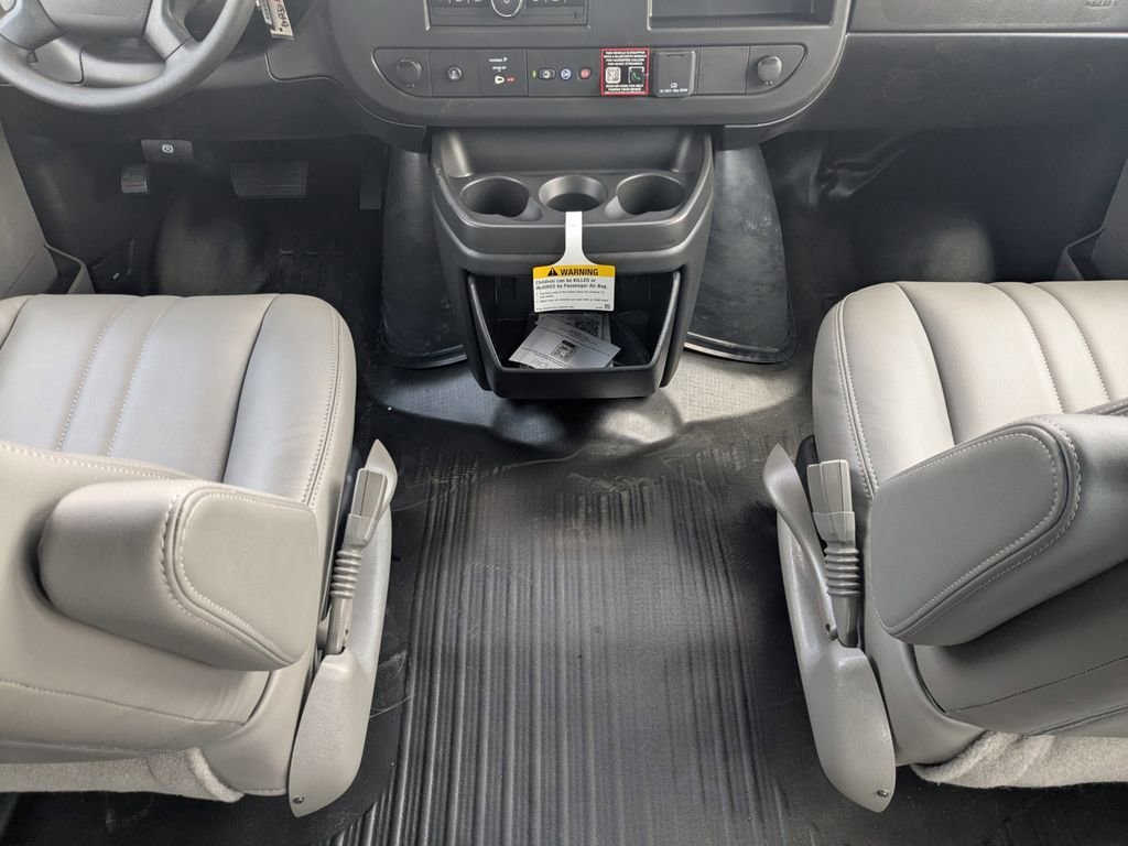 2025 Chevrolet Express Cargo Work Van - Photo 21
