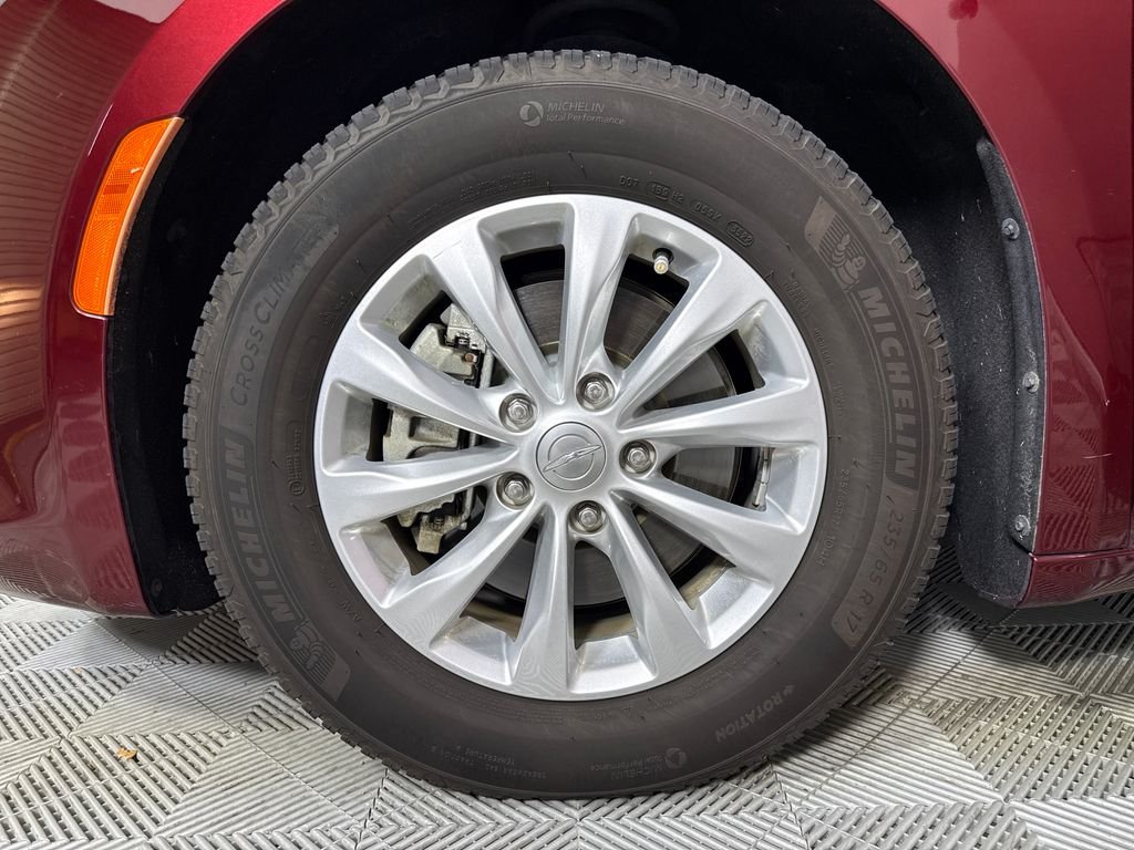 2018 Chrysler Pacifica Touring L Plus - Photo 17