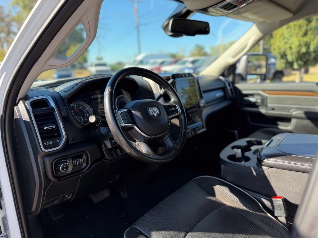 Used 2024 White Ram Laramie image 9