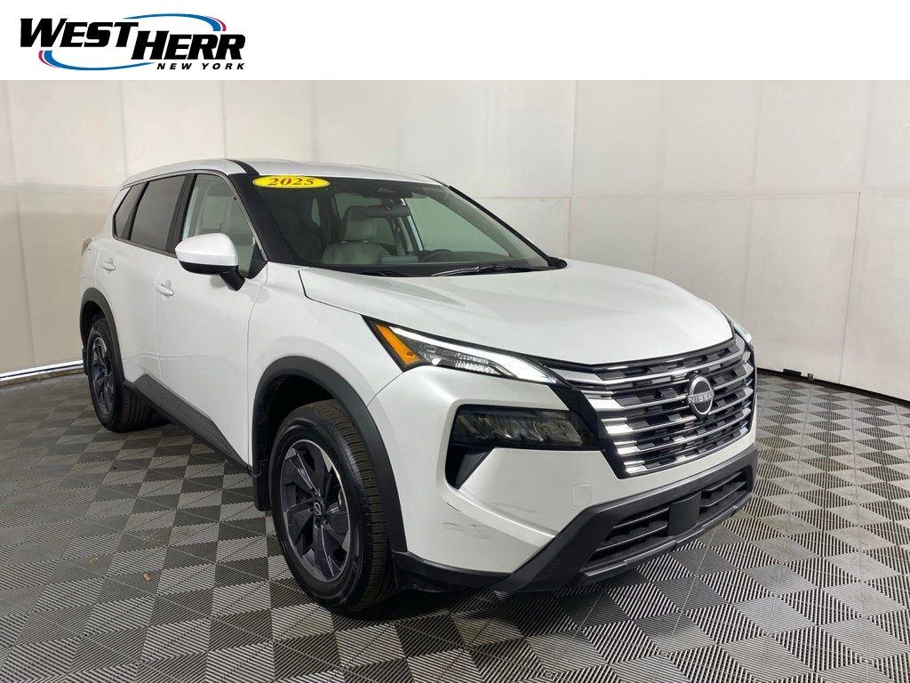 Used 2025 White Pearl Nissan SV image 1