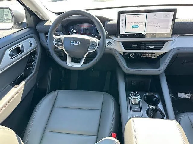 New 2026 Star White Metallic Tri-Coat Ford Active image 19