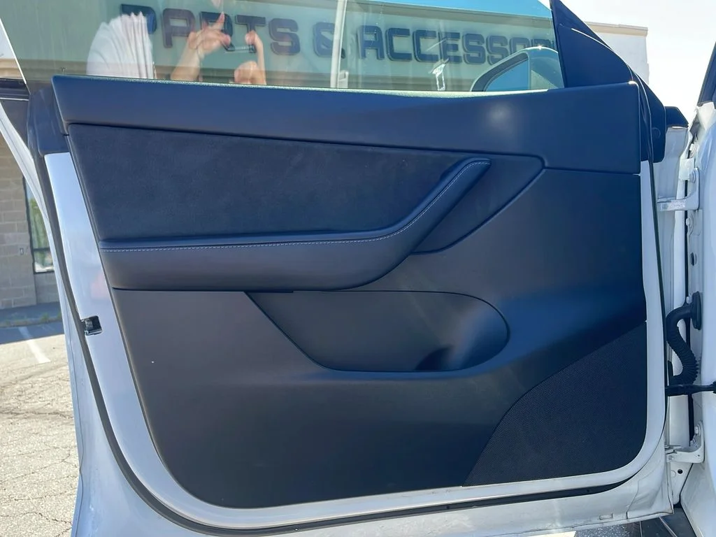 2022 Tesla Model Y Long Range - Photo 11