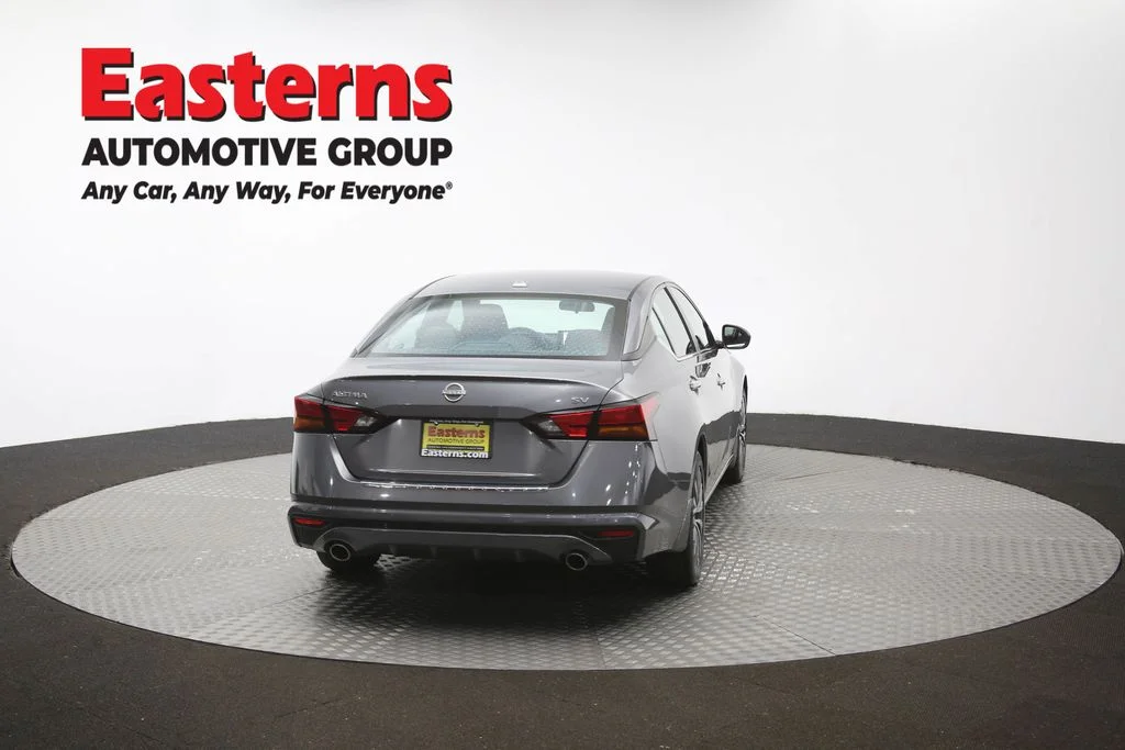 Used 2023 Gray Nissan 2.5 SV image 38