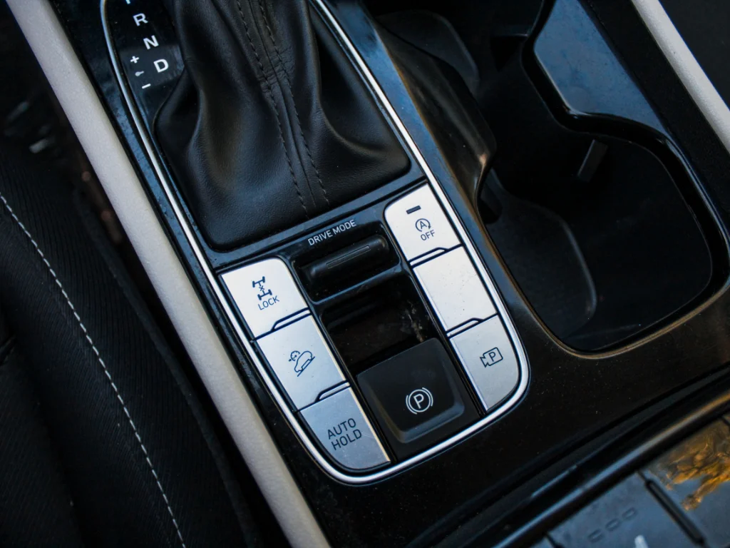 Used 2024 Vapor Blue Metallic Hyundai SEL image 21