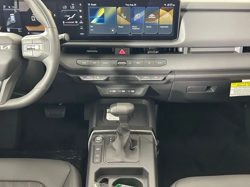 New 2027 Snow White Pearl Kia X-Line S image 2