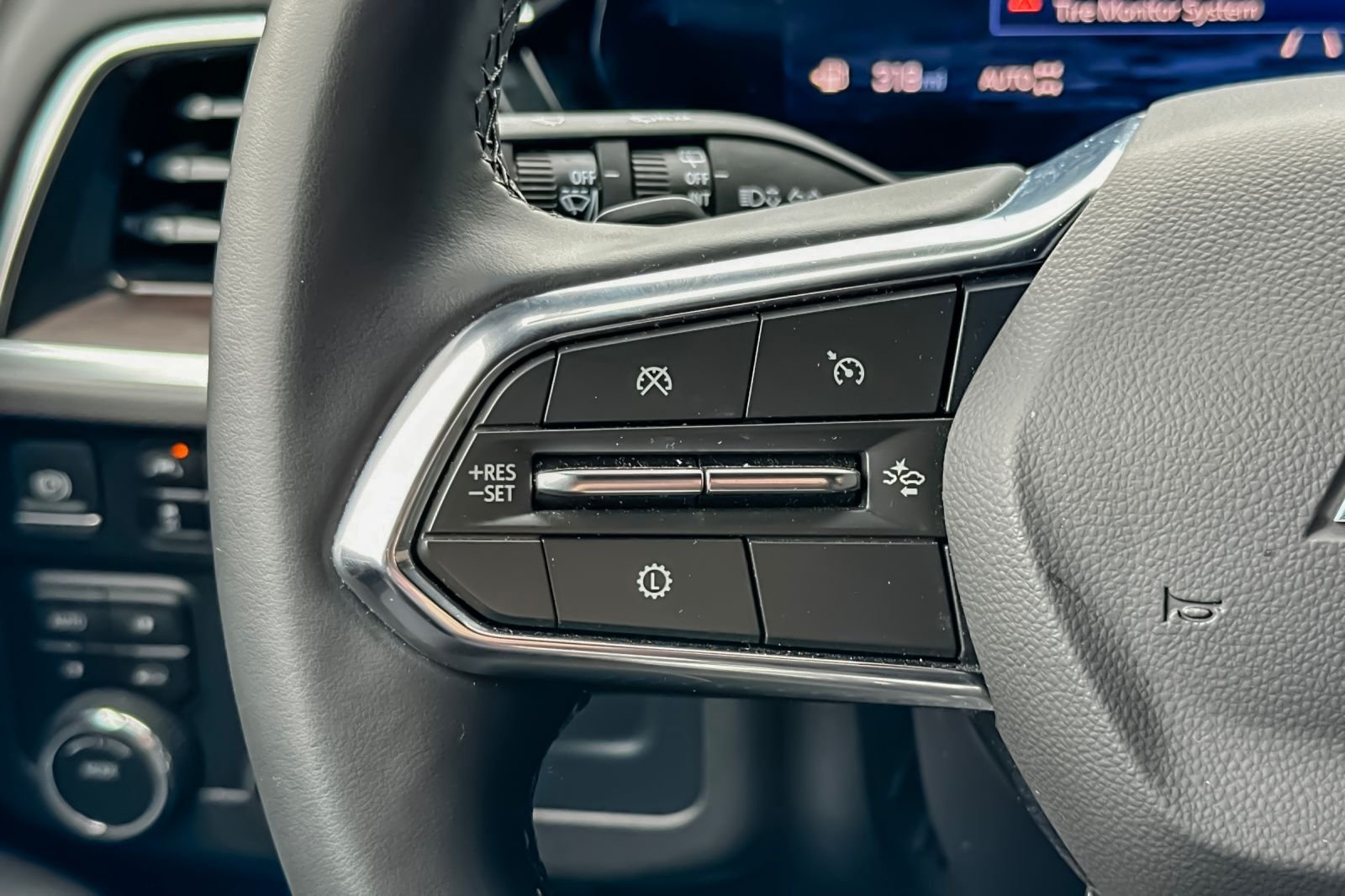Used 2025 Gray Chevrolet LS image 28