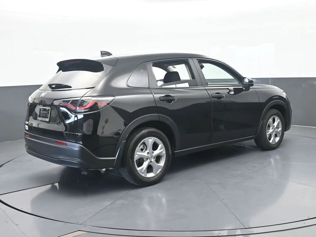 Used 2025 Black Honda LX image 6