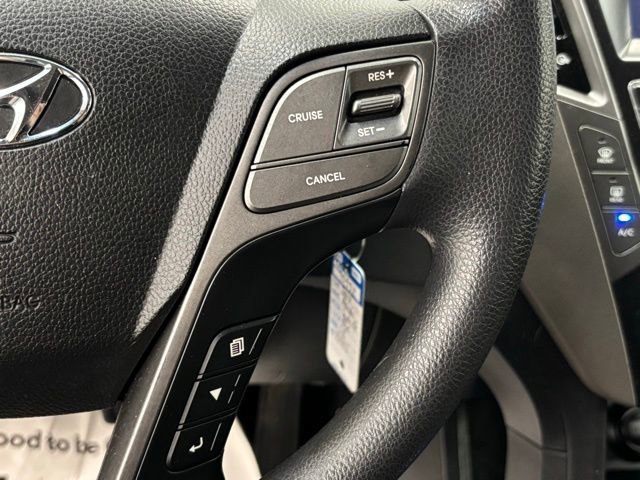 Used 2017 Night Sky Pearl Hyundai SE image 18