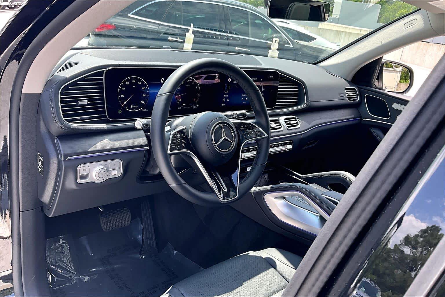 Certified Used 2026 Obsidian Black Metallic Mercedes-Benz GLE 450 image 18