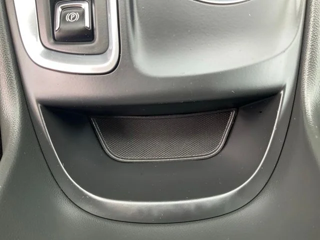 Used 2021 White Chevrolet LT image 18