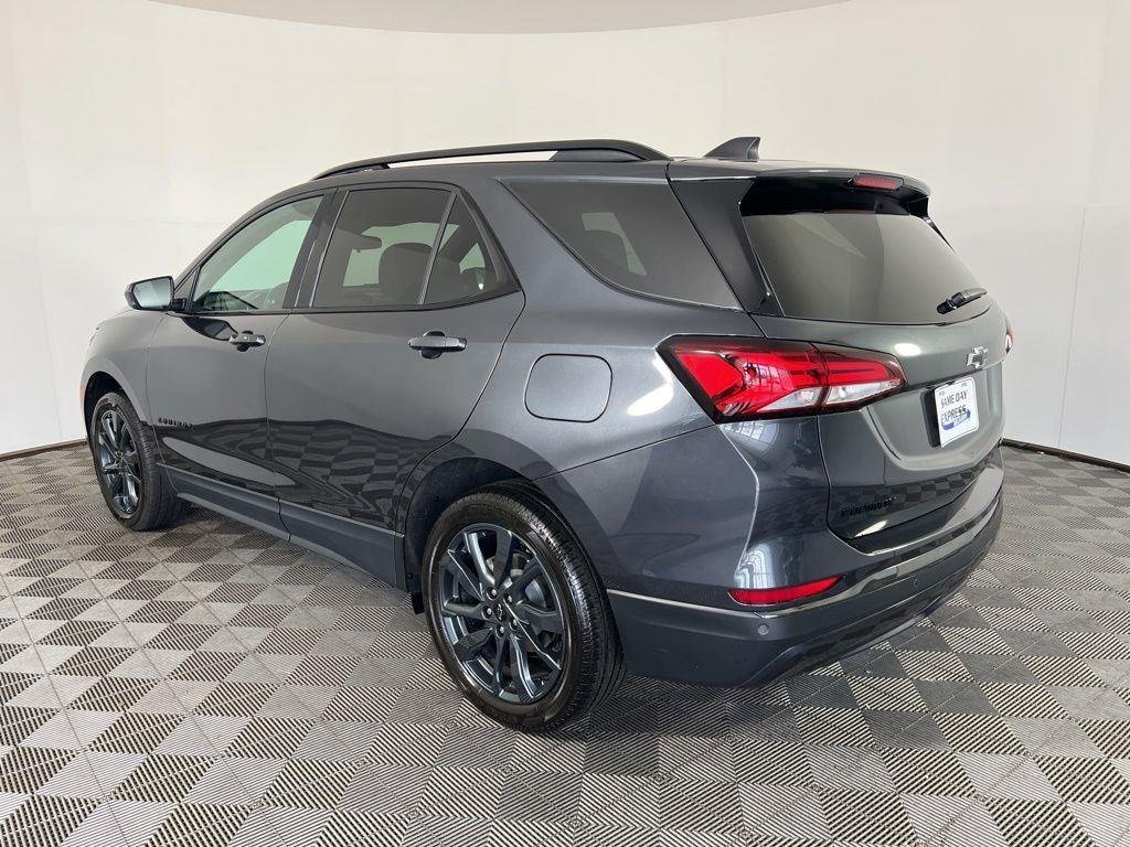 Used 2023 Iron Gray Chevrolet RS image 26