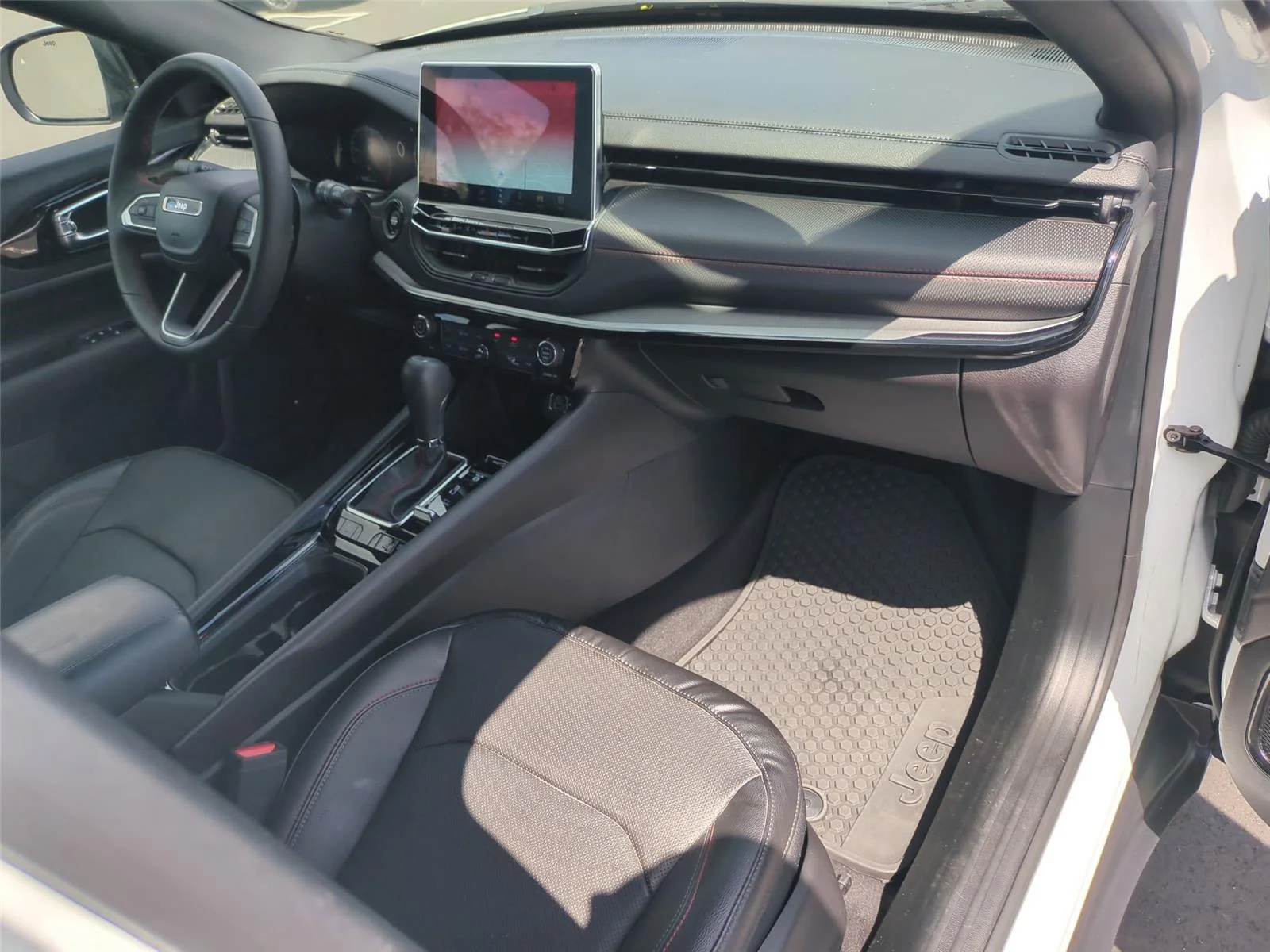 Used 2024 Bright White Clearcoat Jeep Trailhawk image 52