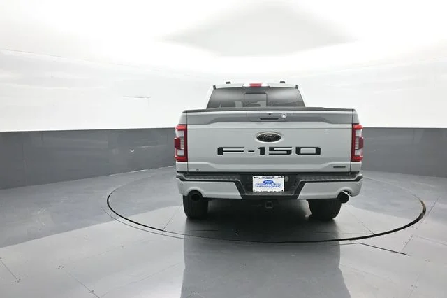 Used 2023 White Ford Lariat image 6