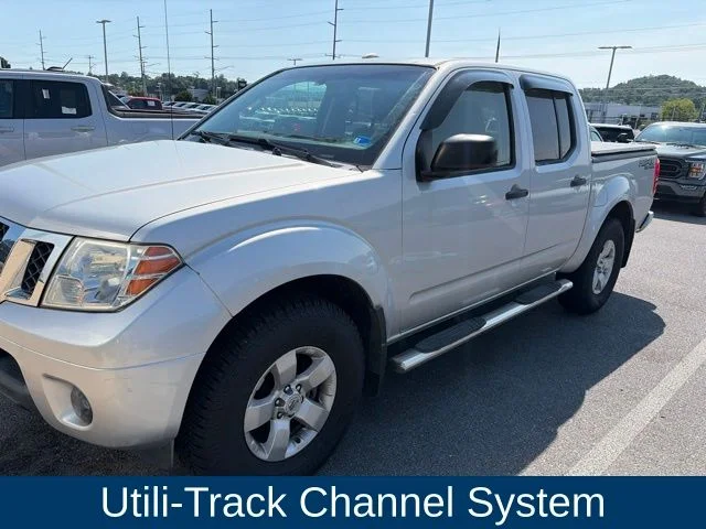 Used 2012 Silver Nissan SV image 12