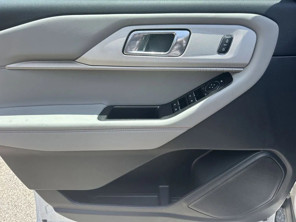 New 2026 White Ford Active image 10