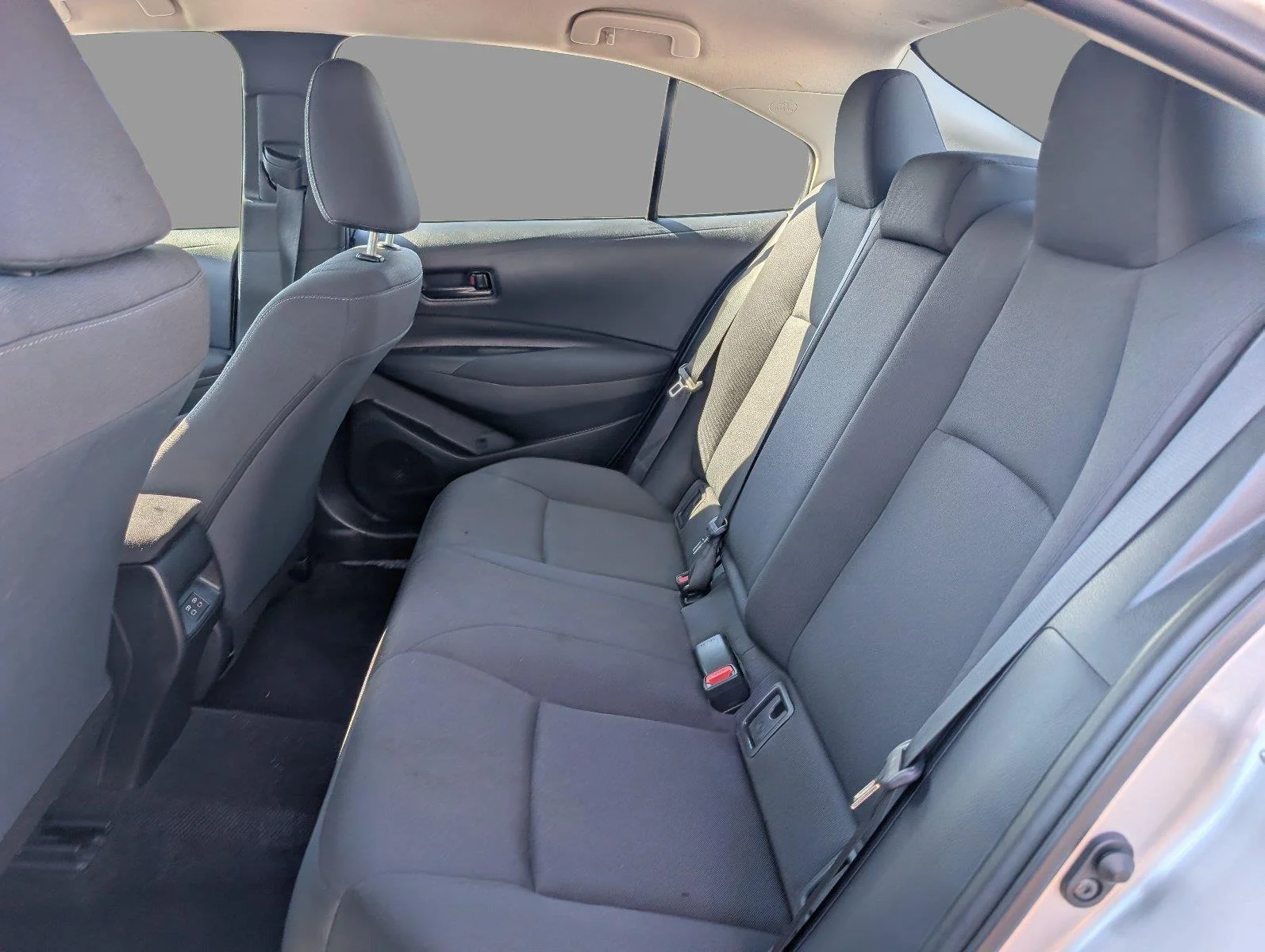 Used 2025 Classic Silver Metallic Toyota LE image 34