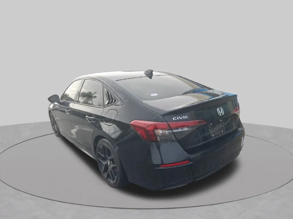 Used 2025  Honda Sport image 8