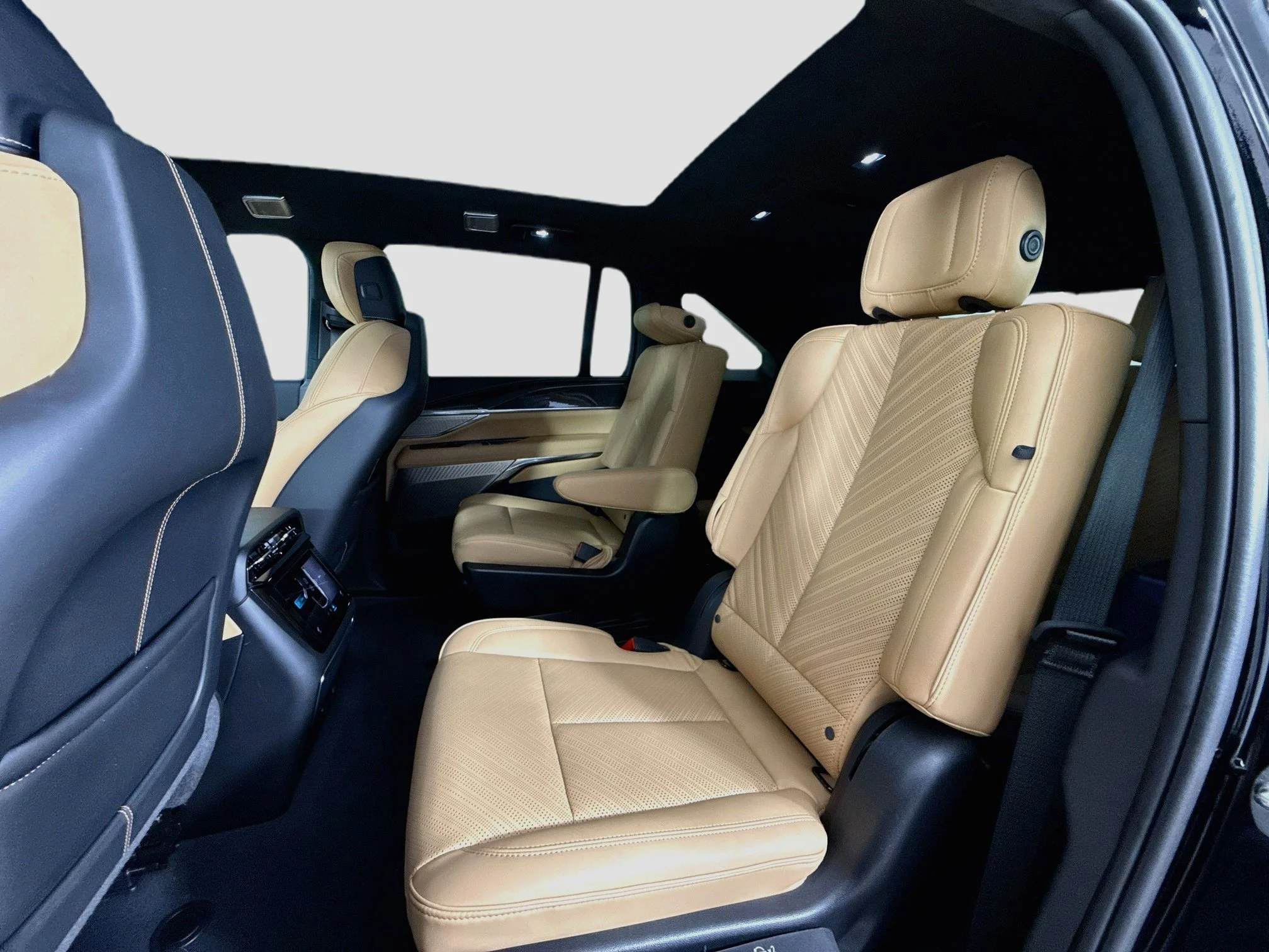 Used 2025 Black Raven Cadillac Sport 2 image 28