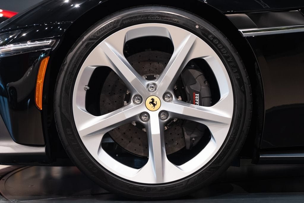 Used 2026 Nero Ferrari Base image 12