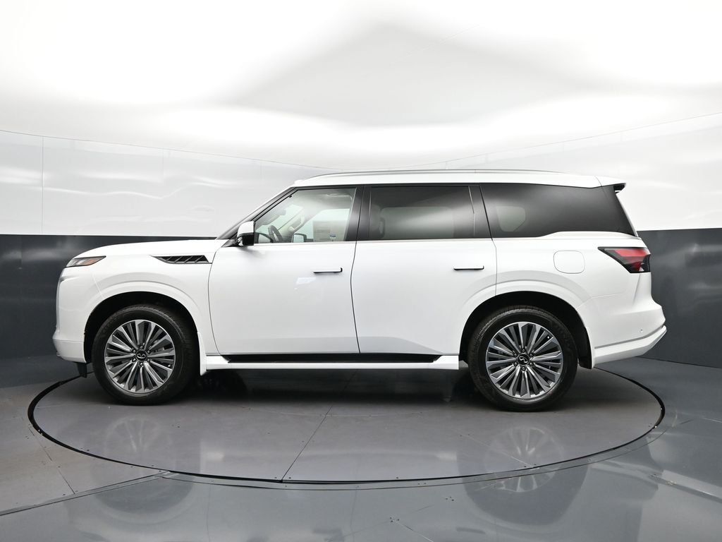 New 2026 RADIANT WHITE INFINITI Luxe 2WD image 4