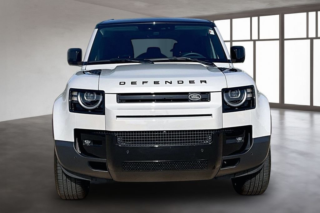 Certified Used 2026 Borasco Gray Metallic Land Rover S image 3