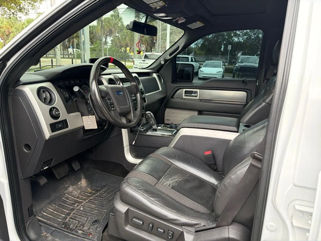 Used 2013 Oxford White Ford SVT Raptor image 6