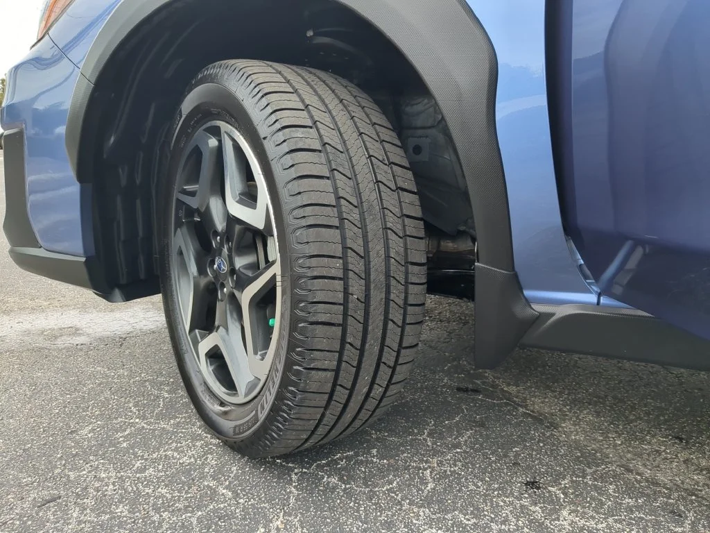 Used 2019 Blue Subaru 2.0i Limited image 34