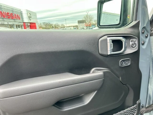 New 2026 Anvil Clear-Coat Exterior Paint Jeep Sport S image 28