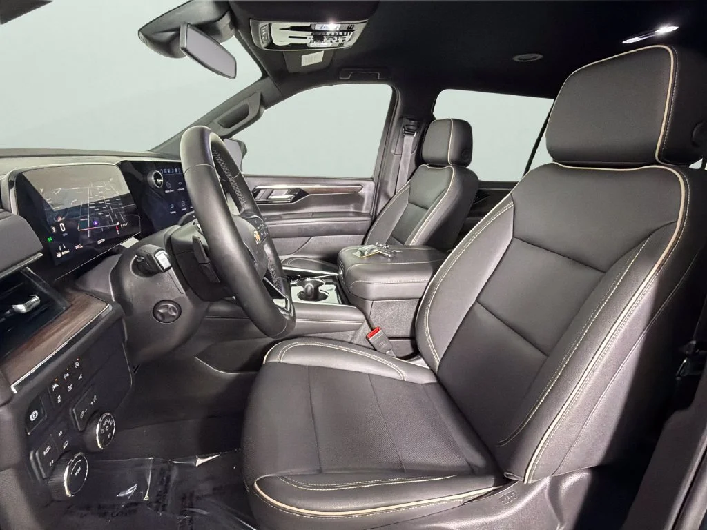 Used 2026 Black Chevrolet Premier image 18