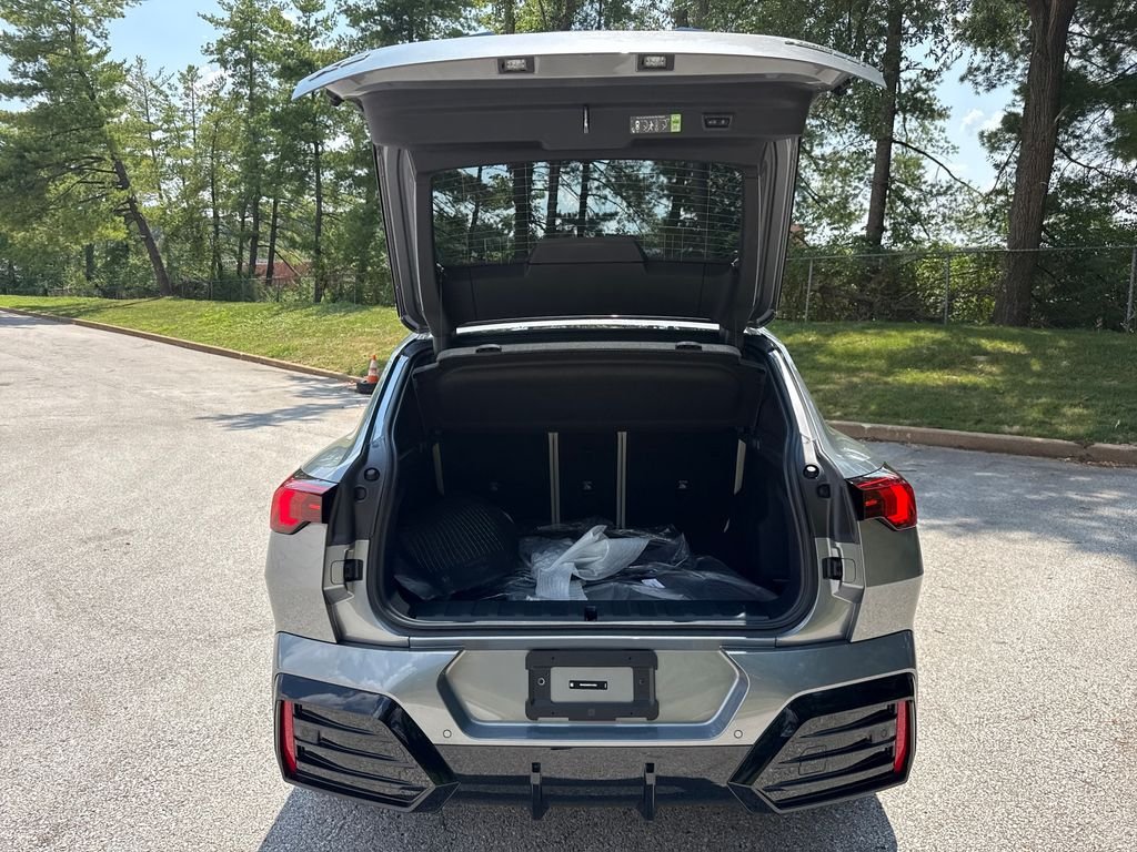 New 2026 Gray BMW xDrive28i image 25