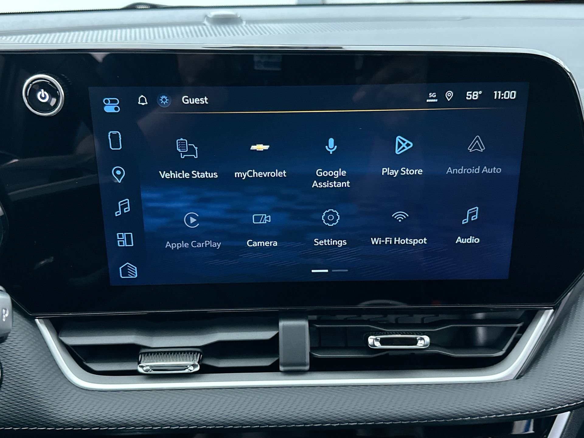 2027 Chevrolet Equinox LT - Photo 68