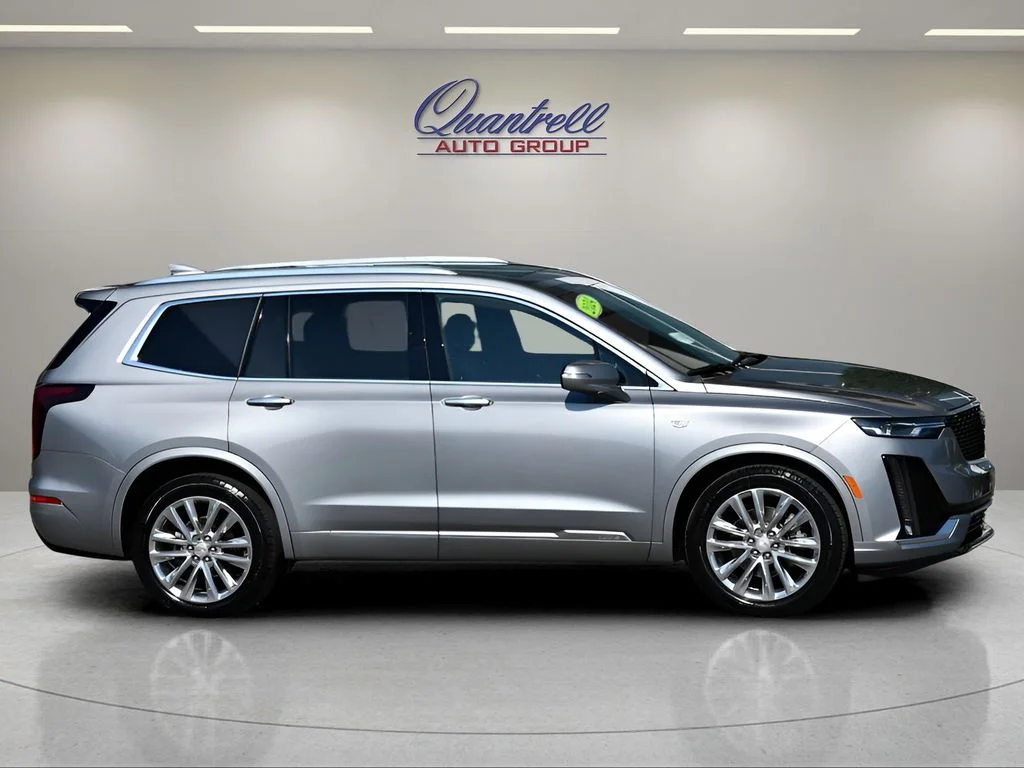 Used 2024 Argent Silver Metallic Cadillac Premium Luxury image 3